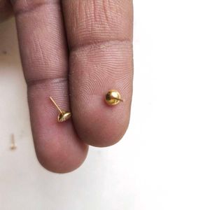22K Pure Gold Dimond Nose Pin/Earrings in screw