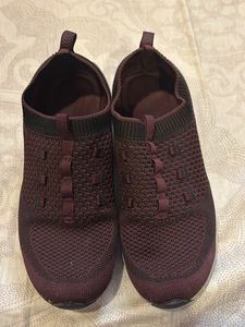 Sketchers Running Shoes
