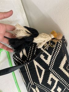 Juteso SlingBag