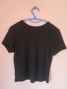 Black Fitted Tee