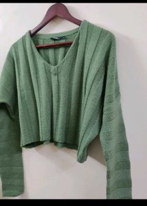 Ribbed Knit Crop Pullover