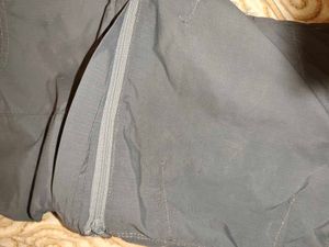 Men&#39;s Black Parachute Cargo Pants - Size 32 (Good