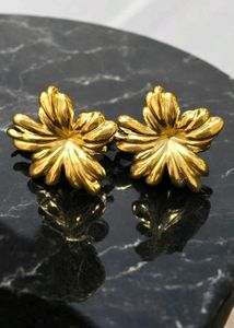 Anti-tarnish Flower Earrings