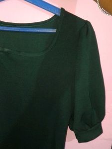 Top With Ballon Sleeves 😍