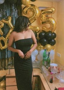Off Shoulder Black Bodycon Dress💋