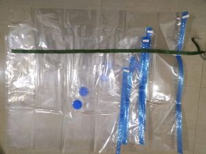 Vacuum Bags for Clothes with Pump (5 Pcs)