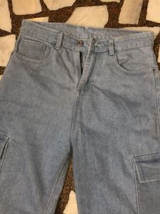 Wide Leg Cargo Jeans