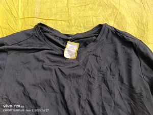 Black T-Shirt xL