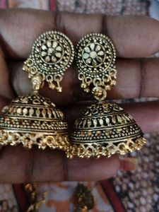 Golden Jhumka Earrings