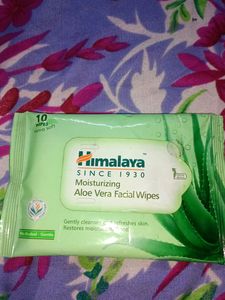 Himalaya (Moisturizing Aloe Vera Facial Wipes)
