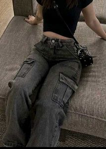 Cargo Jeans