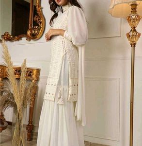 Final Chance💋80% Off💸{Embroidered  Sarara Set}