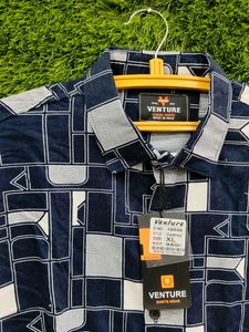 Venture Geometric Print Shirt - Size Xl