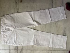 White Cropped Pants