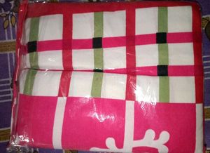 New Double Bed Bedsheet With Pillow Cover