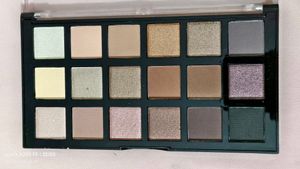 GS7 Eyeshadow Palette