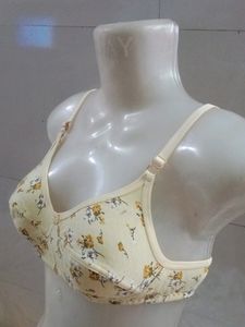 Floral print bra with tag
