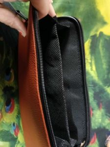 Joyalukkas Pouch