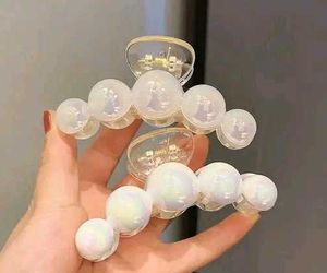 2 Pc Pearl Hair Claw Clip