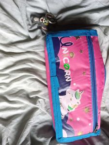 &#34;Adorable Unicorn Pencil Bag - Perfect For School&#34;