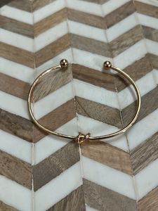 Gold Knot Shaped Minimalist Bracelet- New, Unused, Freesize, Adjustable, Trendy