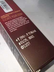 Lakme Forever Matte Foundation