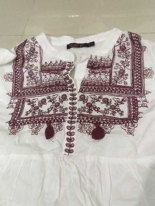 Off-white Cape Top