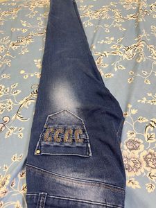 Stylist Faded Jeans