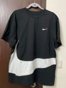 Nike Black T-Shirt