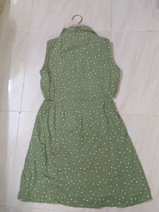 Vintage Green Floral Button-Down Dress
