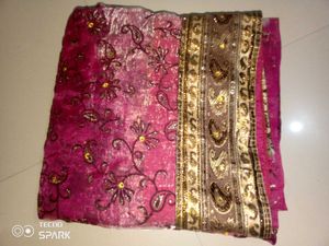 Elegant Pink &amp; Gold Saree