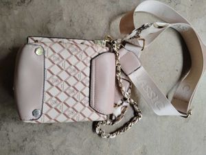 I Have So Many Bag That Why Selling This