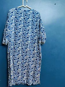 Blue &amp; White Printed Kurta