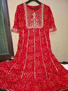 Red & Gold Paisley Print Kurti
