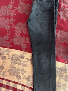 Classic Levi’s Grey Straight Leg Denim Jeans