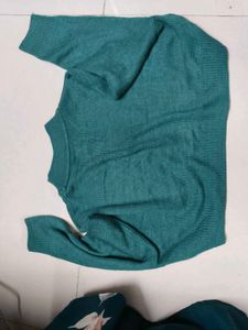 Sweatshirt Very Good Quality Cropped Top