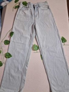 ice blue straight fit jeans for women