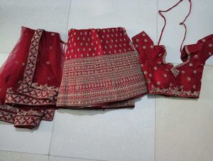 Maroon Embellished Lehenga❤️