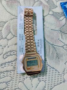 Y2K AESTHETIC WATCH
