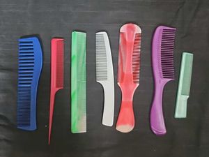 7 Vibrant Assorted Hair Combs Set 🌈