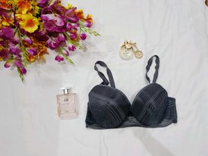 🇳🇿💫🔥 Imported Heavy Quality Paded Bra