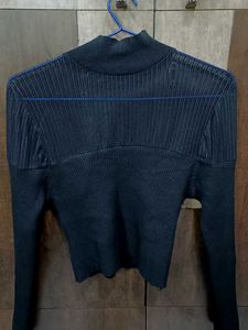 Ribbed Mock Neck Top