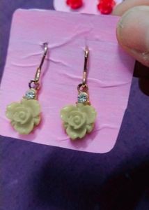 Combo Of Two Flowers Earrings
