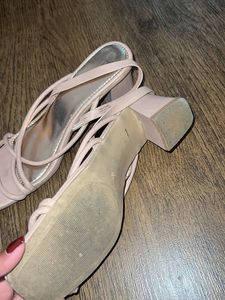 Zudio Heels in pink