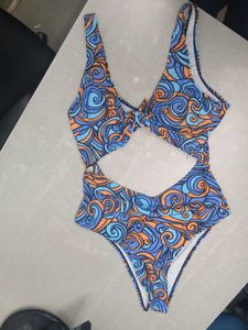 URBANIC cut Out Swimming Wear