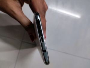 Samsung Galaxy J7 4g