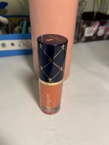 Pilgrim liquid serum Blush / shade- French Croissa