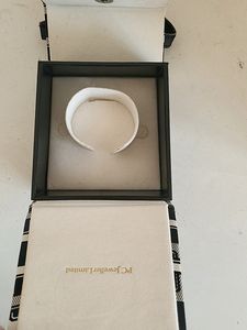 Bangle Box In Stylish Handbag Look