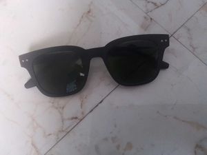 StealthWear Sunglasses – Futuristic and cool 🕶