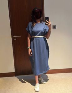 Loose fit T- shirt type dress - Size S with the be